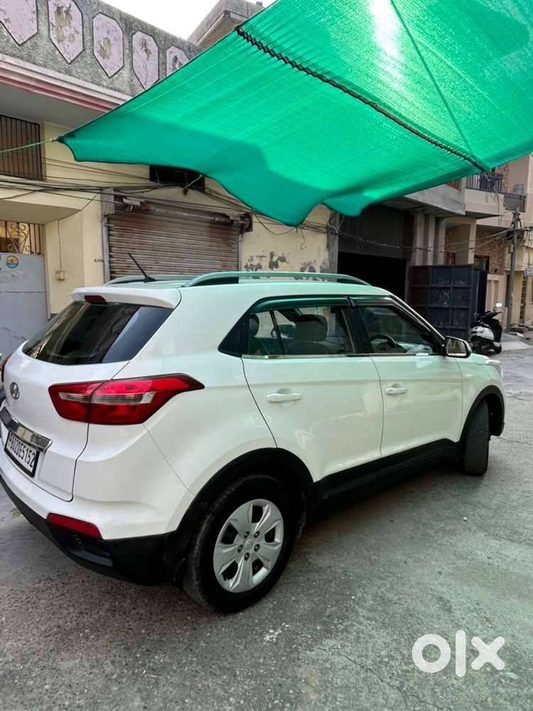 Creta 17 Model ( 1st Owner) Petrol