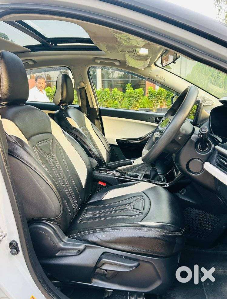 Tata Nexon Fearless Plus (ps) 1.2 Icng 6mt Red Dark Edition, 2025, C..