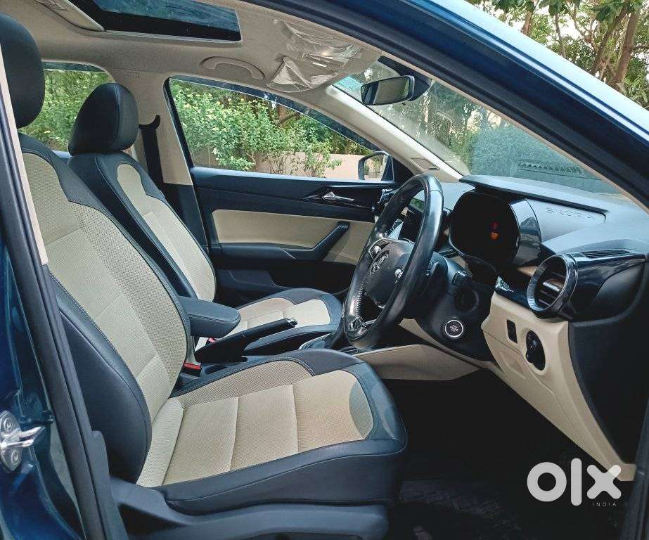 Skoda Slavia 1.0 Tsi Style At, 2023, Petrol