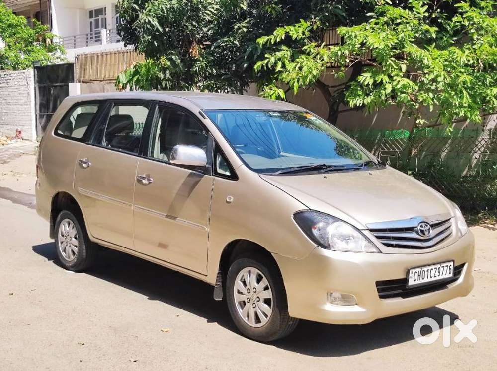 Toyota Innova 2.5 V 7 Str, 2009, Diesel