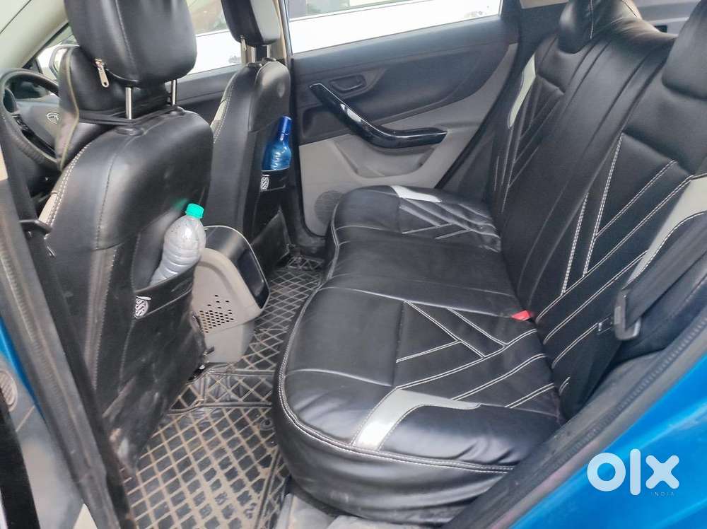 Tata Nexon 2017 Diesel Good Condition All Tyre New