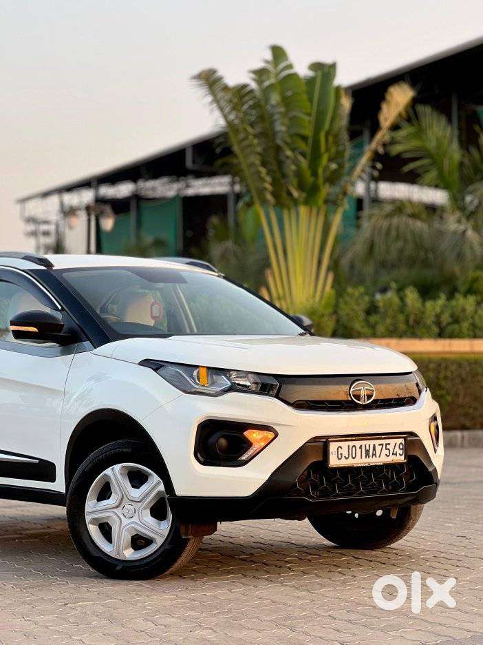 Tata Nexon 1.2 Revotron Xma Amt, 2021, Petrol