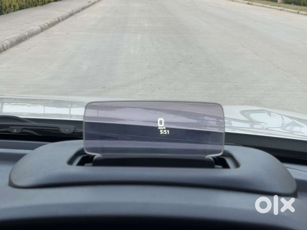 Maruti Suzuki Brezza 1.5 Zxi Plus Smart Hybrid, 2023, Petrol