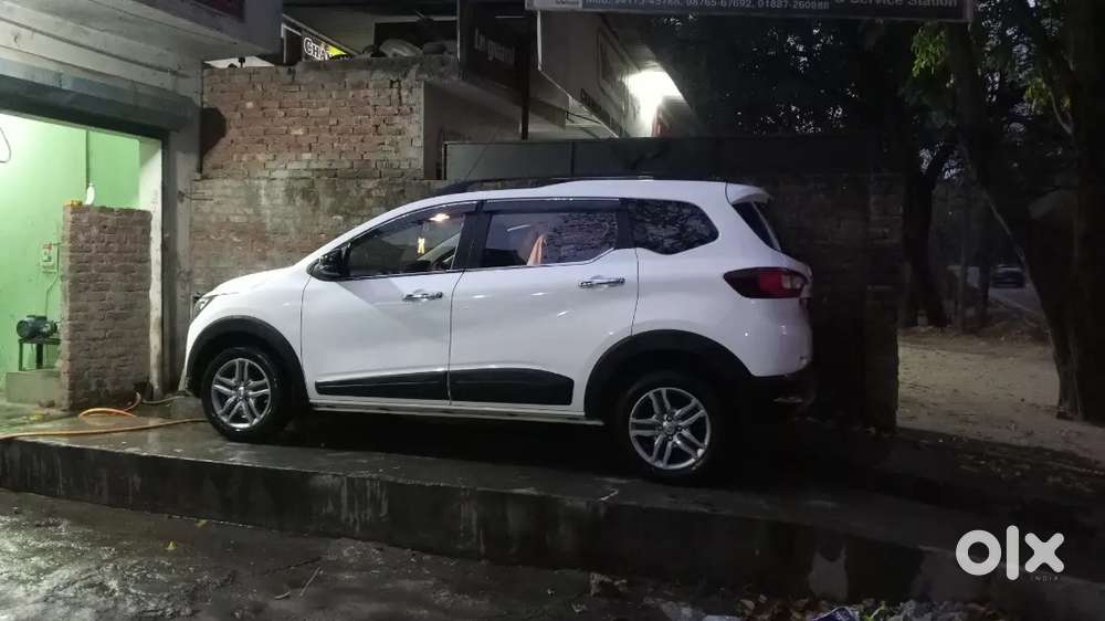 Renault Triber Petrol 2022