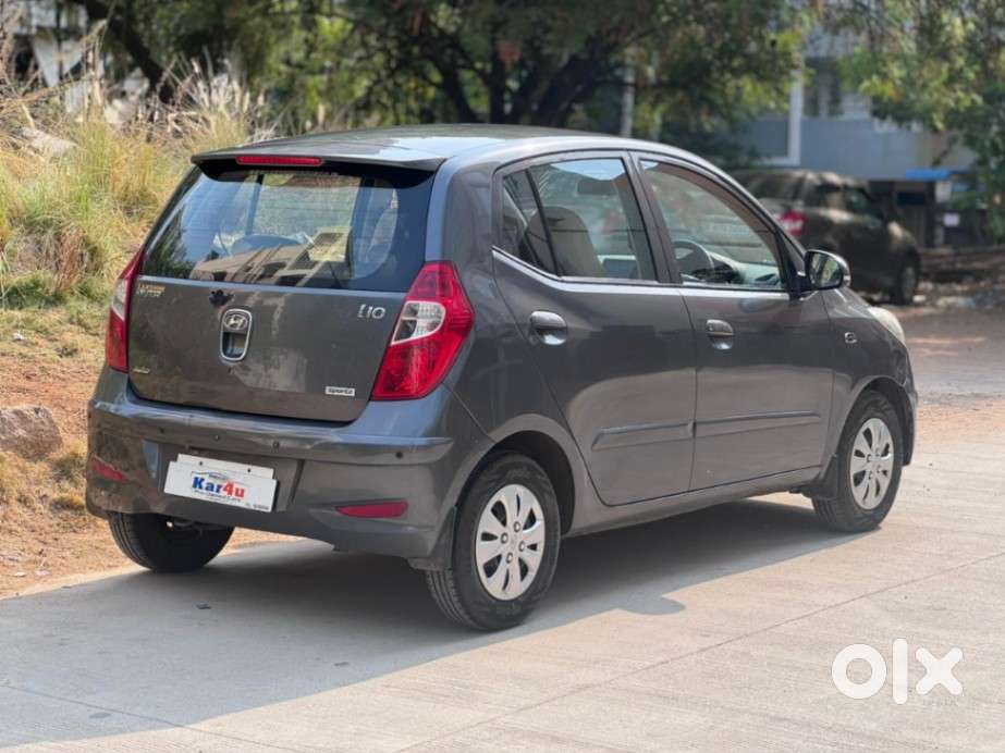 Hyundai I10 Sportz At, 2010, Petrol