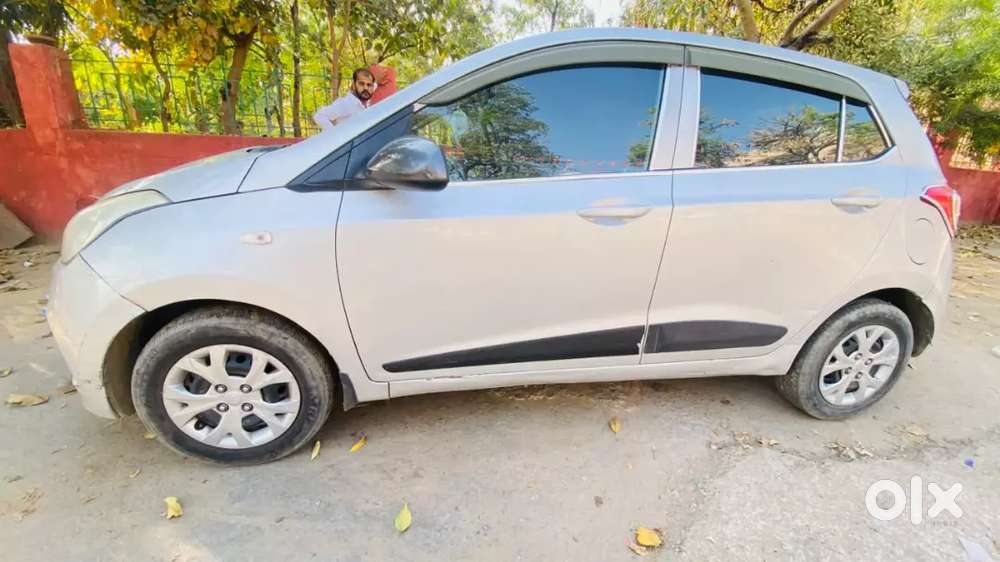 Hyundai Grand I10 2016 Diesel 85000 Km Driven All Documents Completed