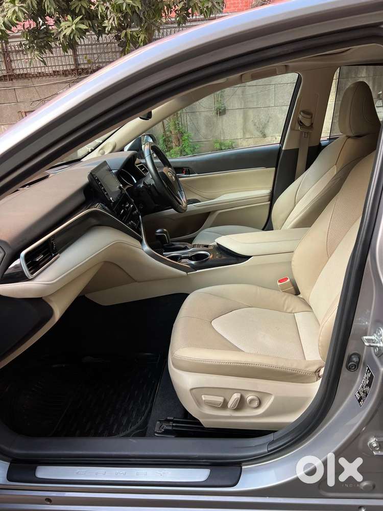 Toyota Camry Hybrid, 2024, Petrol