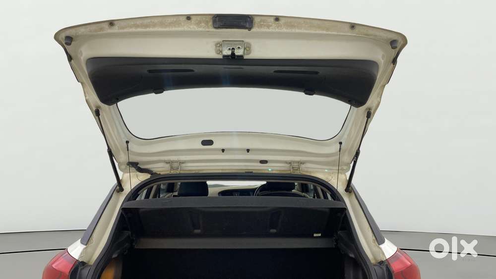 Hyundai Elite I20 Sportz (o) 1.2, 2015, Petrol