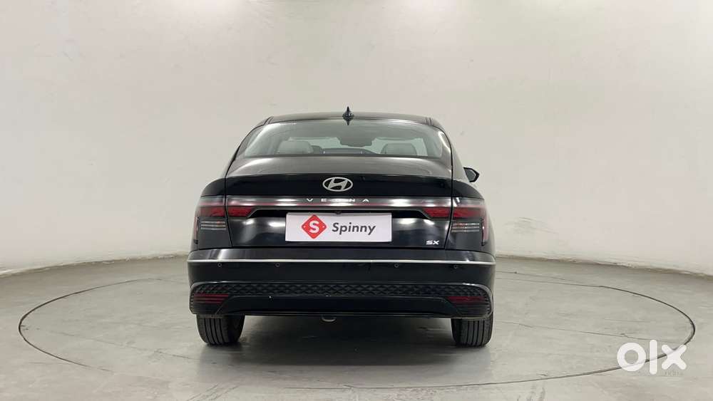 Hyundai Verna 1.5 Sx (o) Petrol Mt, 2024, Petrol