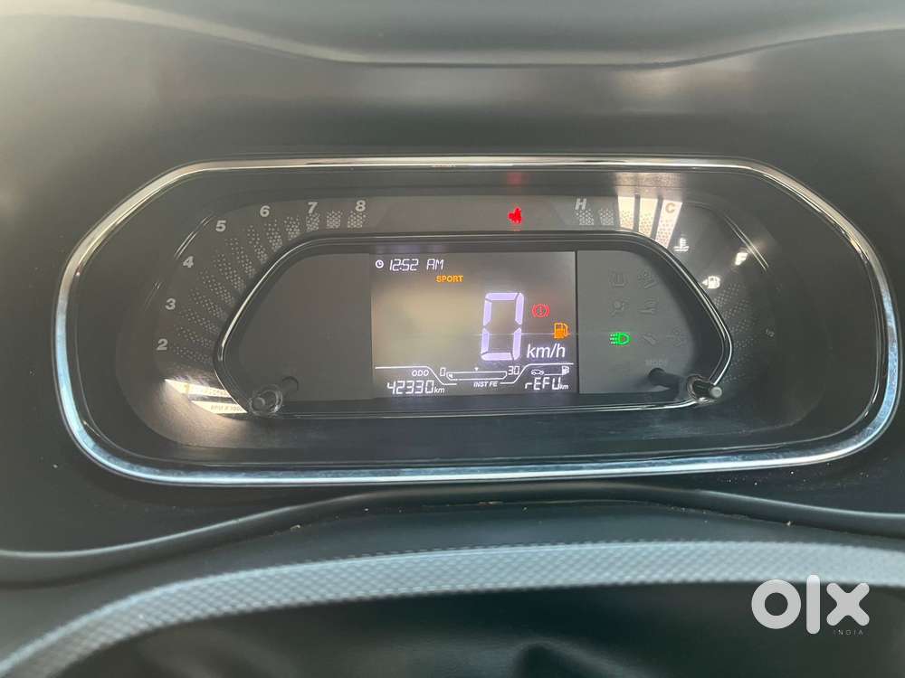 Tata Nexon 1.2 Revotron Xm, 2023, Cng & Hybrids