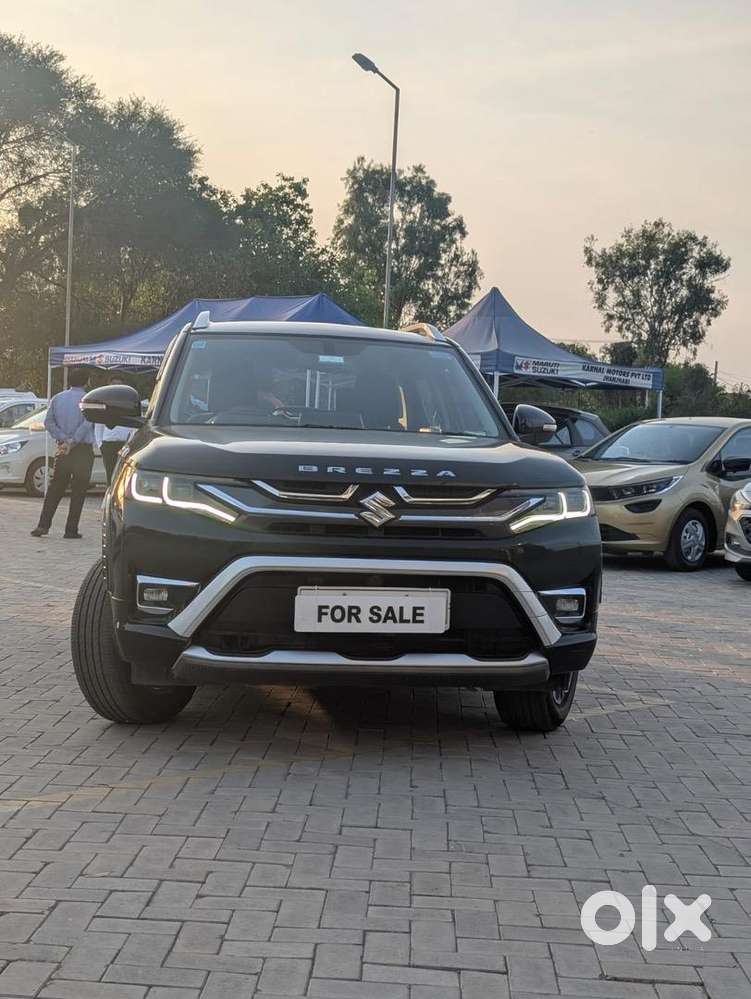 Maruti Suzuki Brezza 2024 Petrol 14000 Km Driven