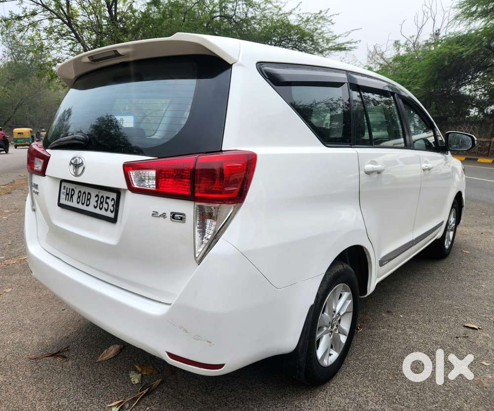 Toyota Innova Crysta 2.4 G Mt, 2017, Diesel