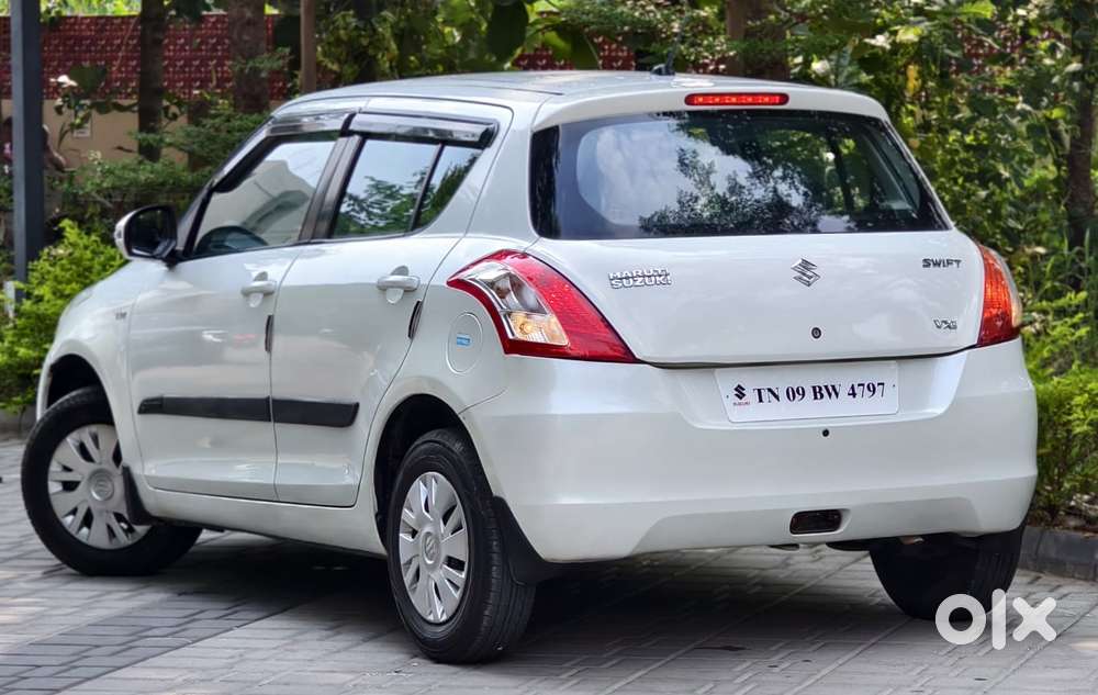 Maruti Suzuki Swift VXi + Manual, 2014, Petrol