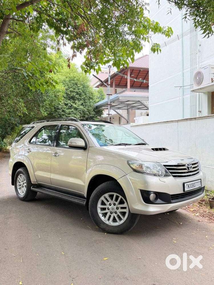 Toyota Fortuner, 2013, Diesel
