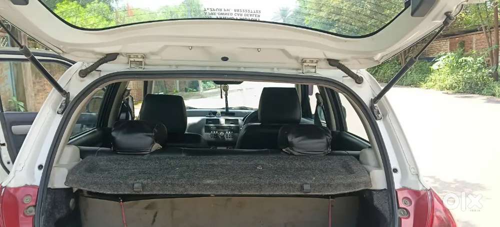 Maruti Suzuki Swift 2009 Petrol 99972 Km Driven