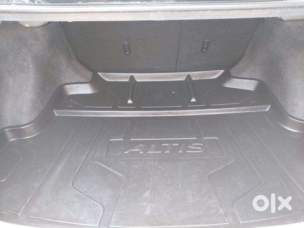 Toyota Corolla Altis G, 2013, Petrol