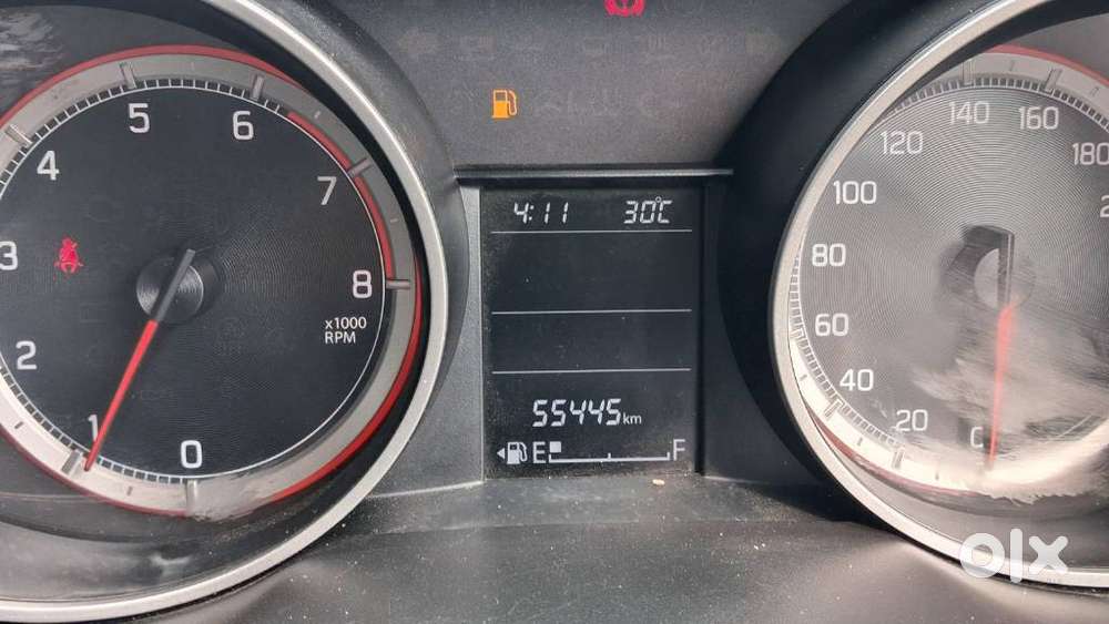 Maruti Suzuki Swift Vvt Zxi, 2019, Petrol