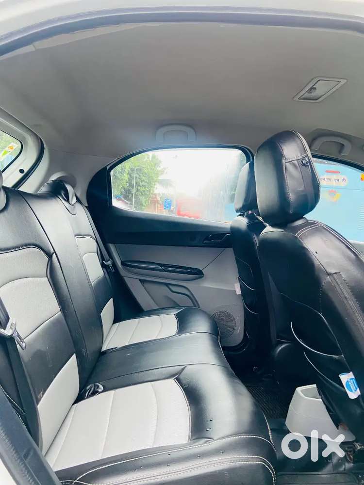 Tata Tiago Xt Icng 2024