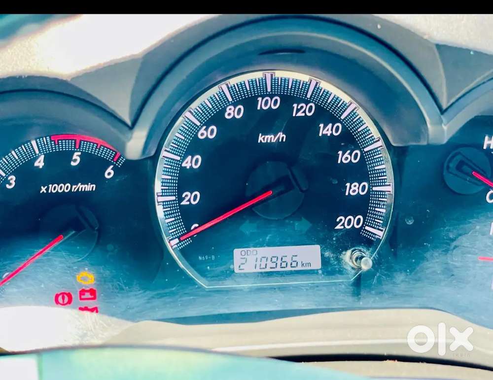 Toyota Fortuner 2014 Diesel 210000 Km Driven