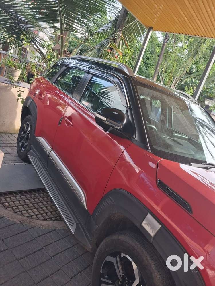 Maruti Brezza Petrol 2025