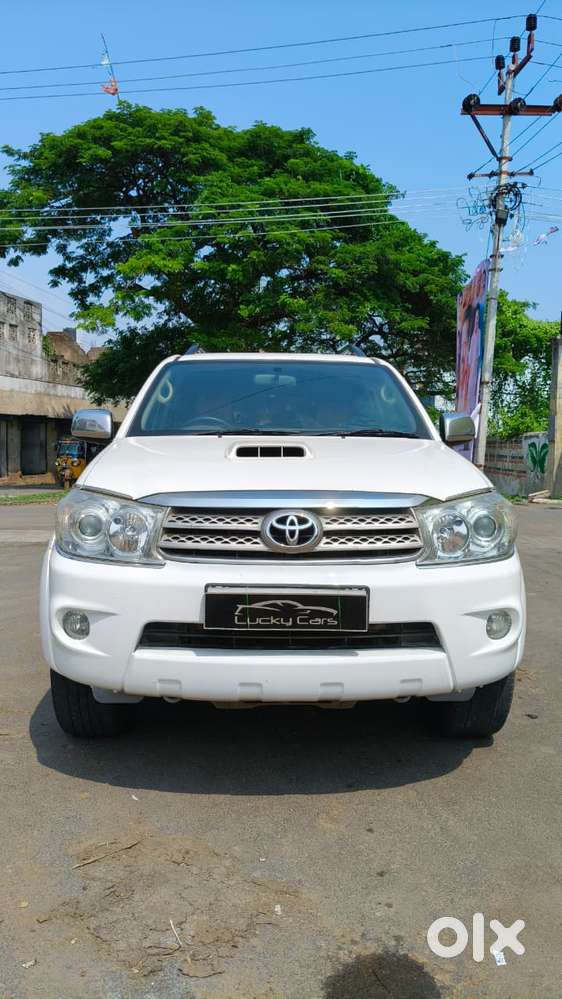 Toyota Fortuner 2009-2011 3.0 Diesel, 2011, Diesel