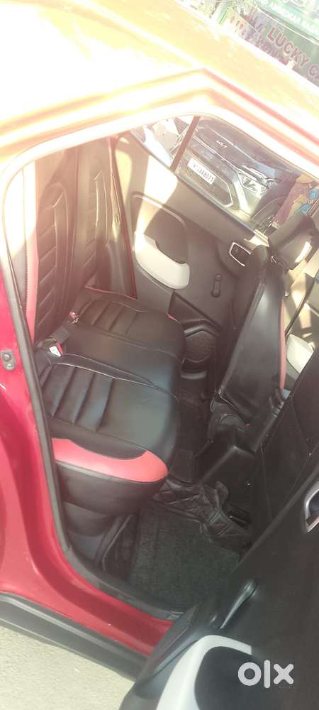 Hyundai Venue E, 2022, Petrol