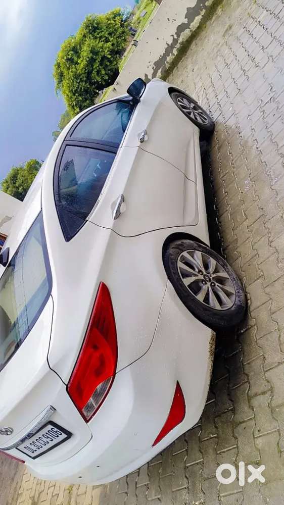 Hyundai Verna Fluidic 2015 Manual