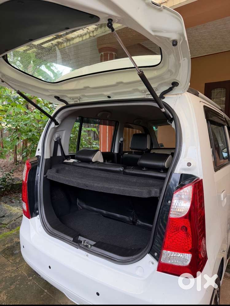 2017 Suzuki Wagon R Petrol Automatic , White, Lady Driven, 22,141 Kms