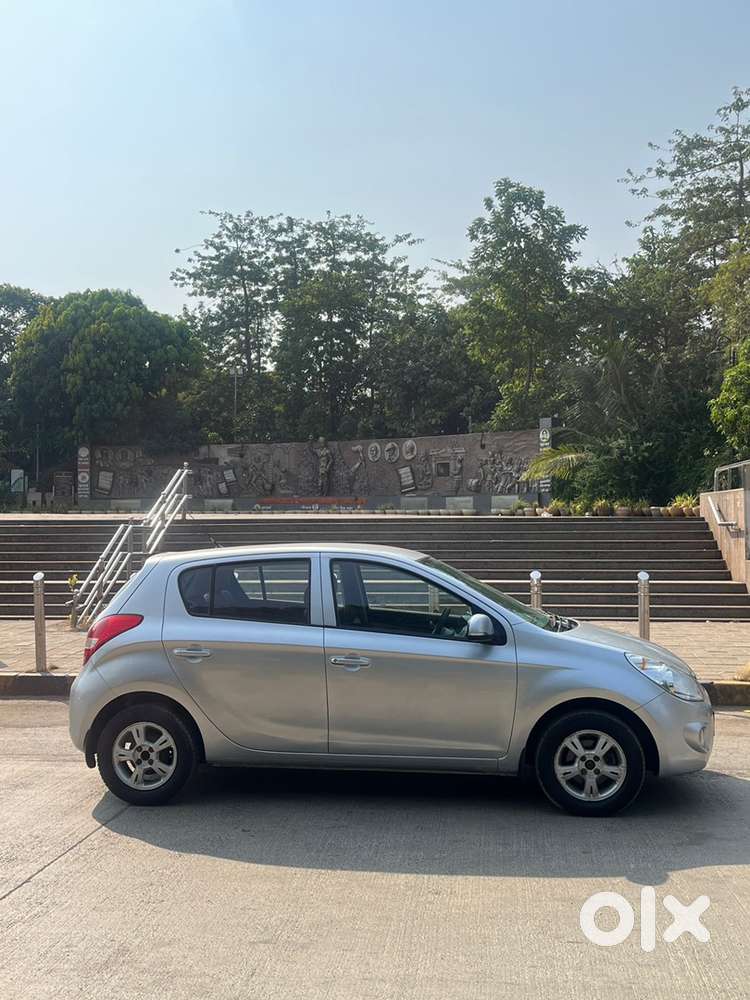 Hyundai I20 Petrol Manual 2011