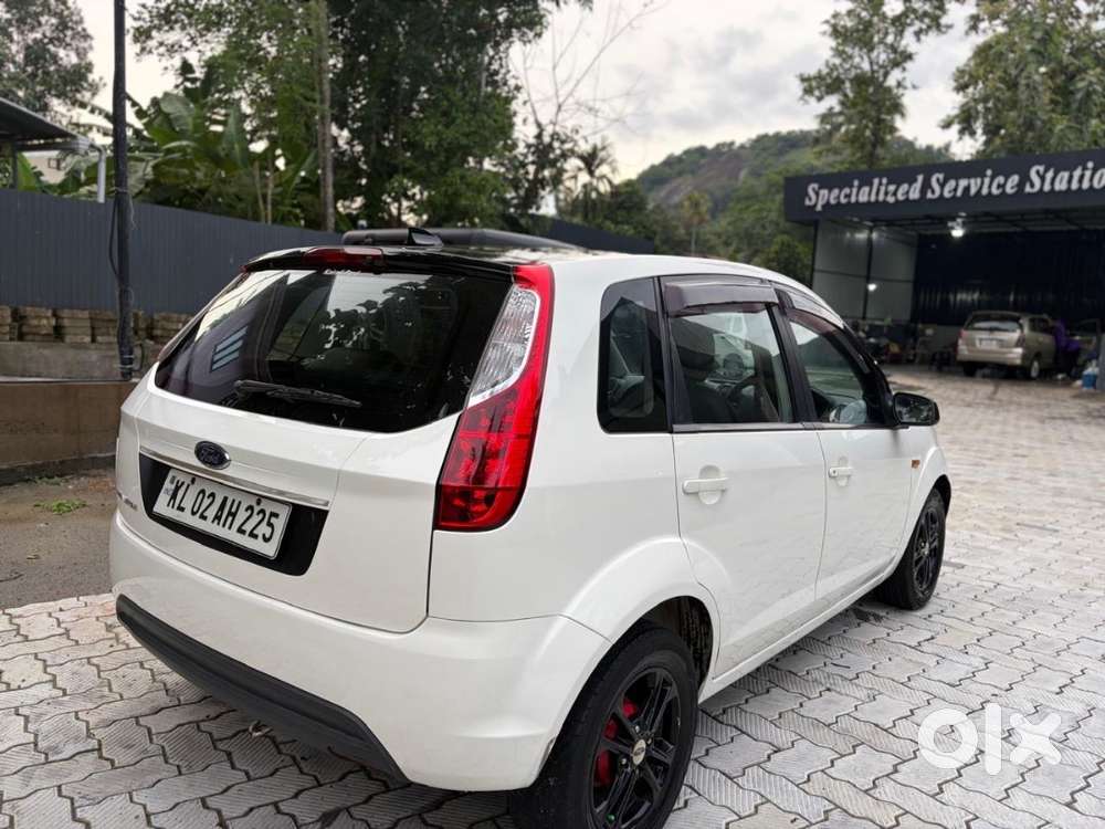 Ford Figo Titanium Diesel 2011
