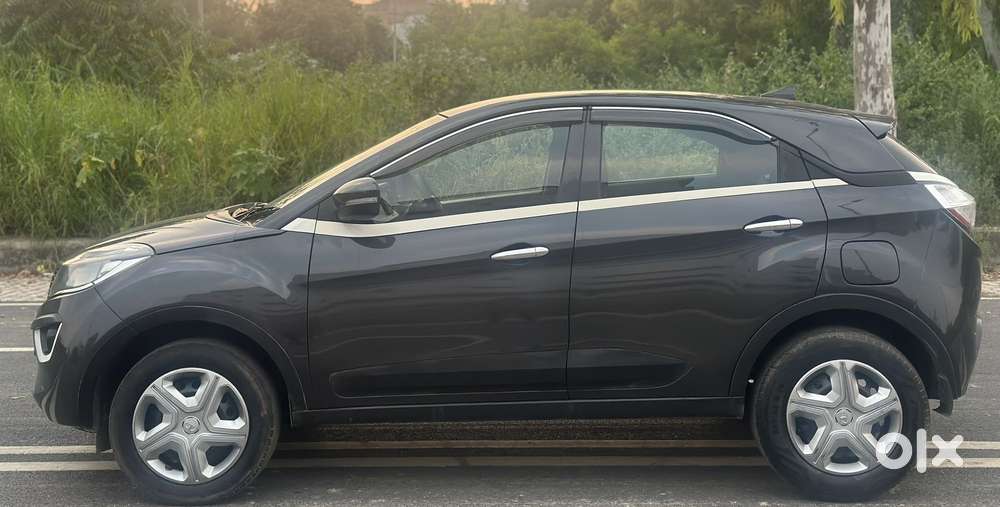 Tata Nexon 1.2 Revotron Xm (s), 2019, Petrol