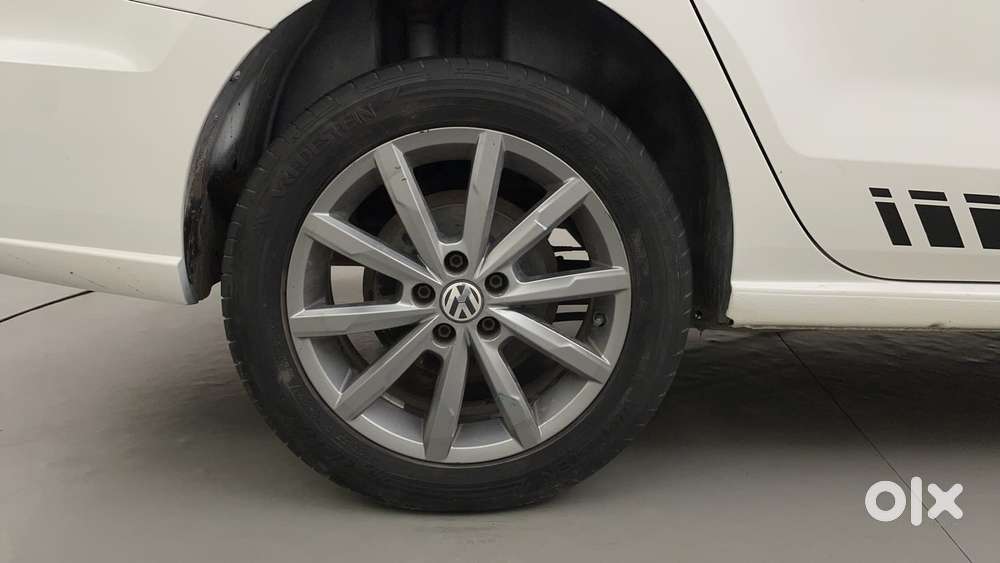 Volkswagen Vento 1.0 Highline Plus At, 2019, Petrol