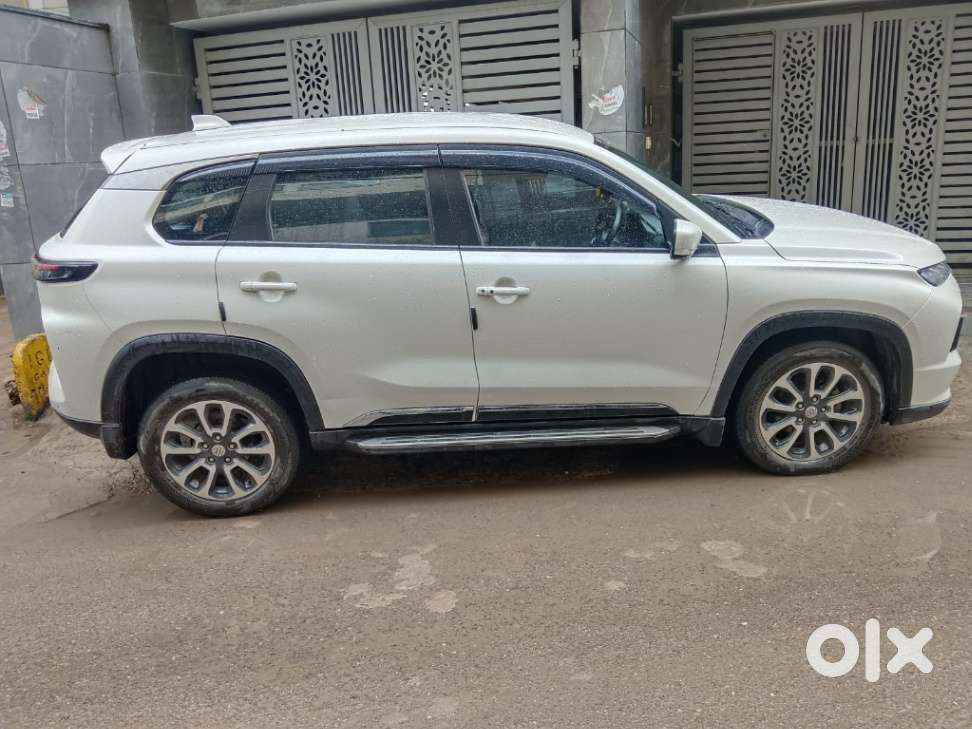Maruti Suzuki Grand Vitara 1.5 Delta Smart Hybrid At, 2024, Petrol