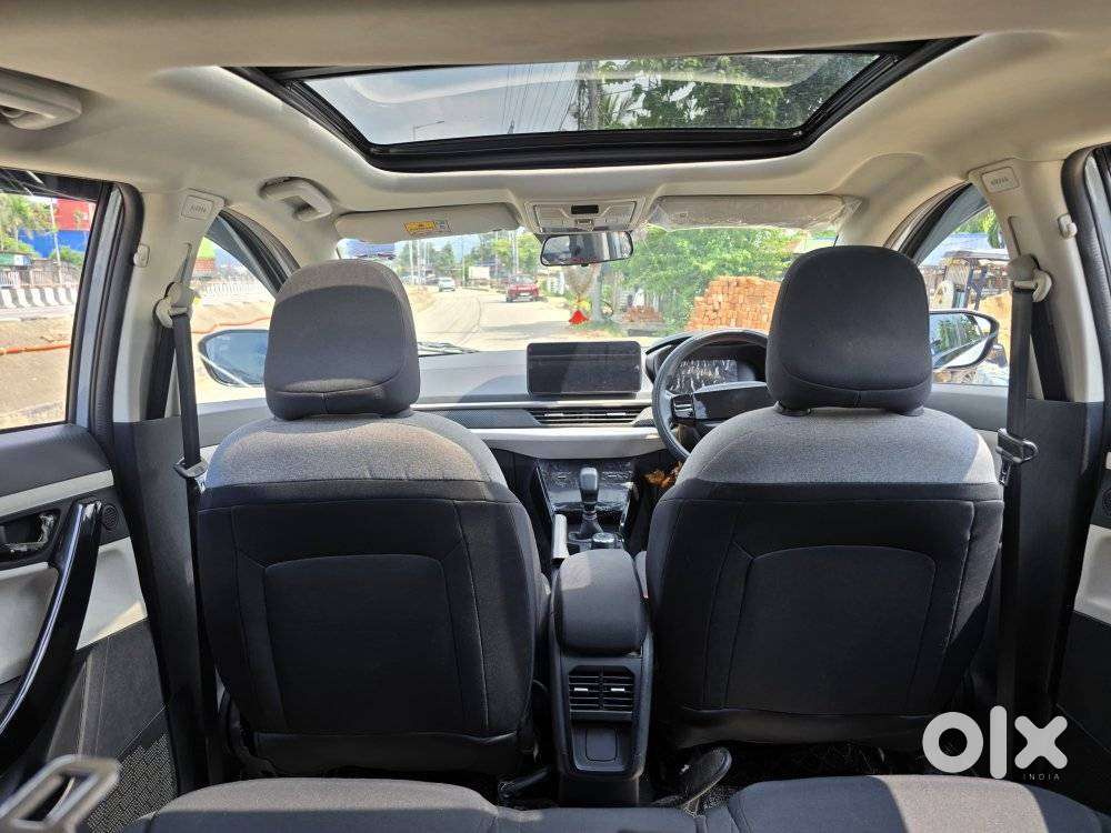 Tata Nexon Creative Plus 1.2 Revotron Petrol 6 Mt Dt, 2025, Petrol
