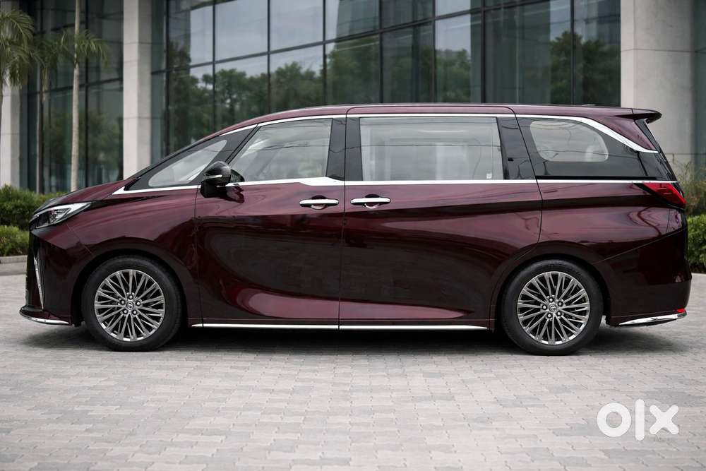 Lexus Lm 350h 4 Str Ultra Luxury, 2025, Petrol