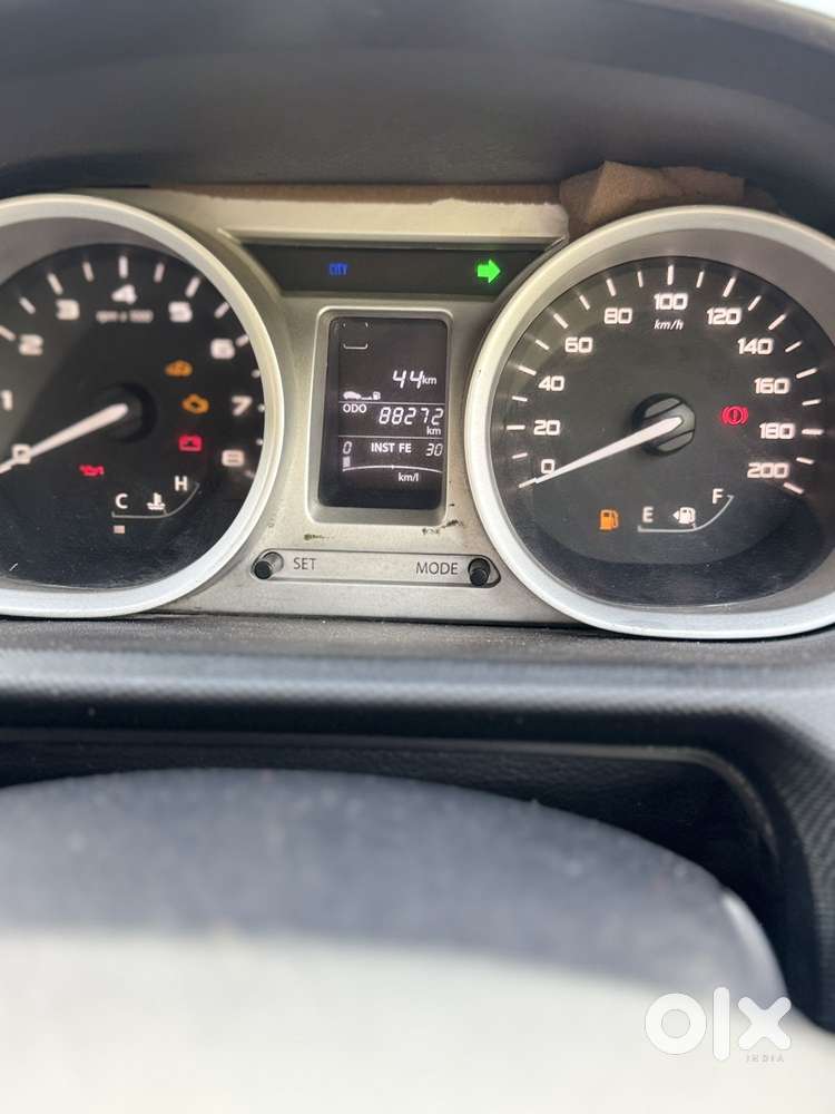 Tata Tiago 1.2 Revotron Xz (o), 2016, Petrol