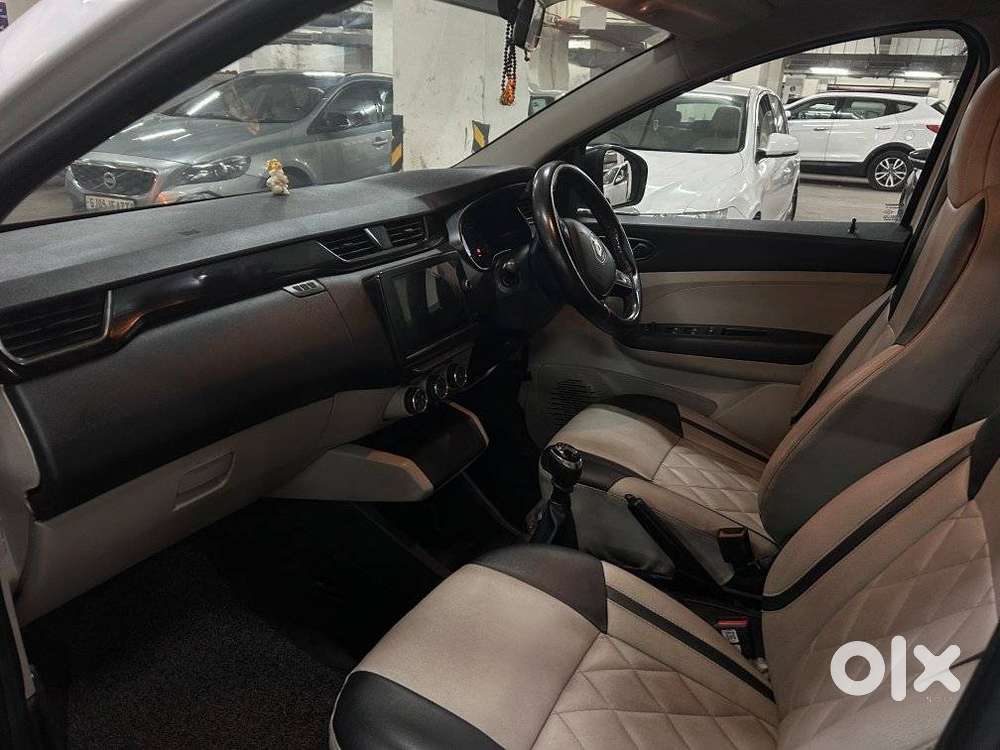 Renault Triber Rxt, 2021, Petrol