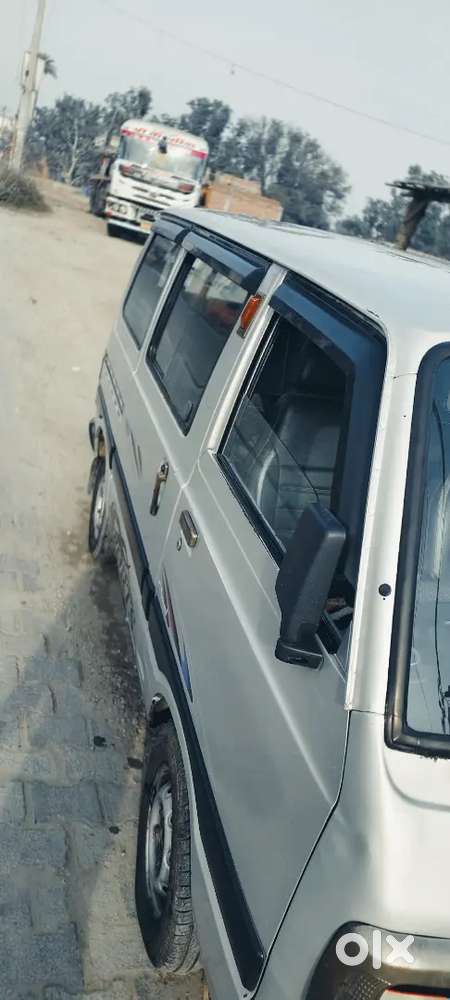 Maruti Suzuki Omni 2016