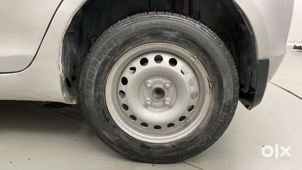 Maruti Suzuki Swift 1.2 Lxi (o), 2016, Petrol