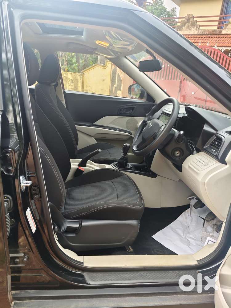 Mahindra Xuv300 W4, 2024, Petrol