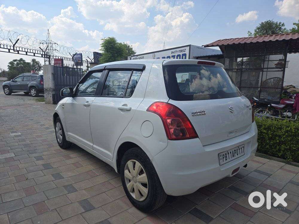 Maruti Suzuki Swift Vdi Bsiii, 2010, Diesel