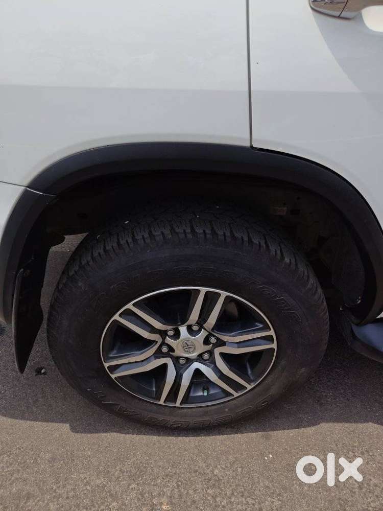 Toyota Fortuner 4x2 At 2.8 Diesel, 2023, Diesel