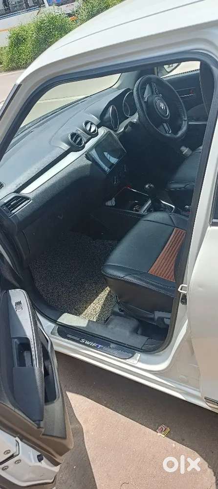 Maruti Suzuki Swift Vxi 2018