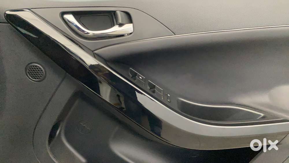 Tata Nexon Fearless S Purple 1.2 Revotron Petrol 6mt Dual Tone, 2024..