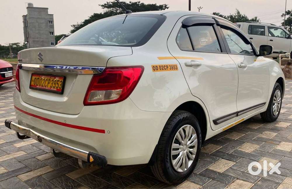 Maruti Suzuki Swift Dzire 1.3 Vxi, 2023, Petrol