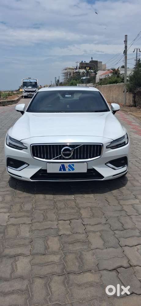 Volvo S60 T4 Inscription, 2021, Petrol
