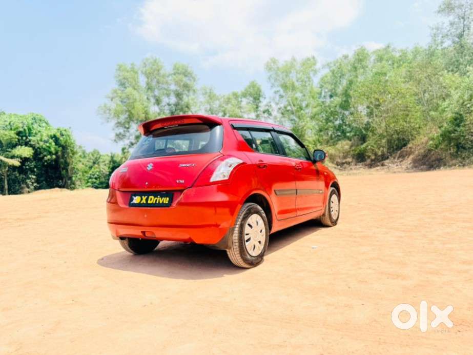 Maruti Suzuki Swift Vxi 1.2 Abs Bs-iv, 2014, Petrol