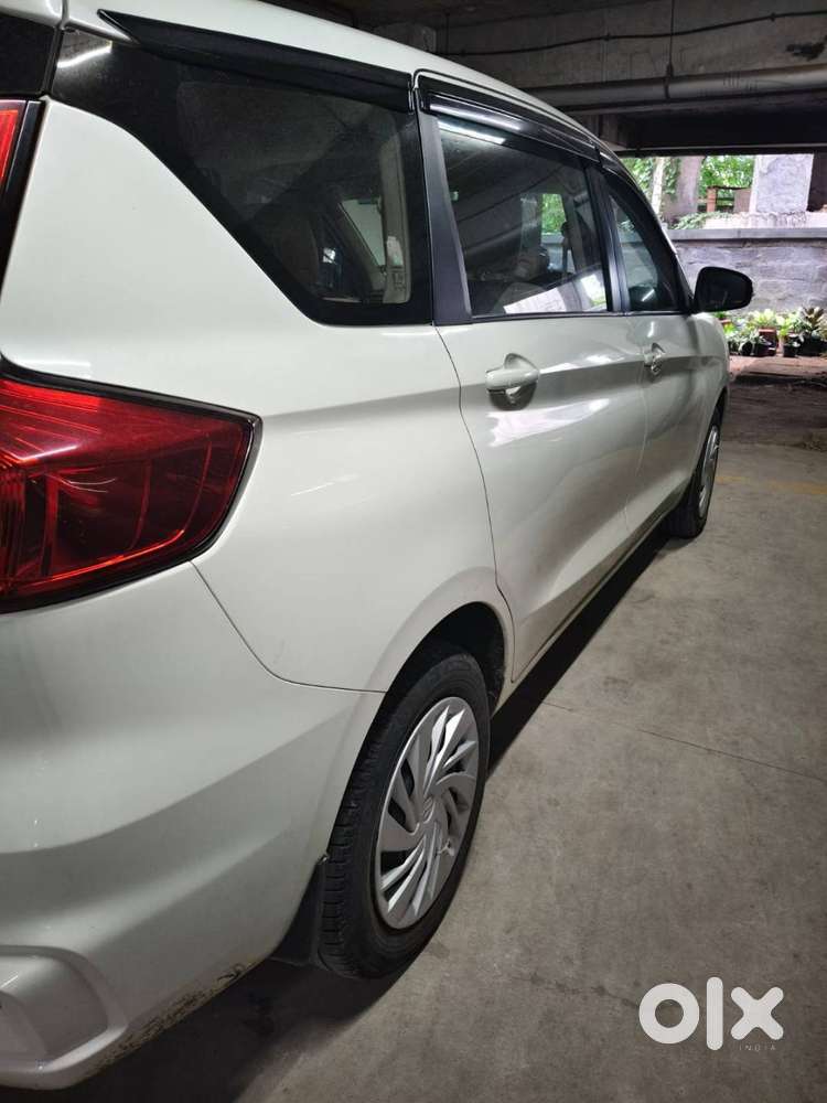 Ertiga 2021 Petrol Just 27000km 8.6lakhs Only Tvm