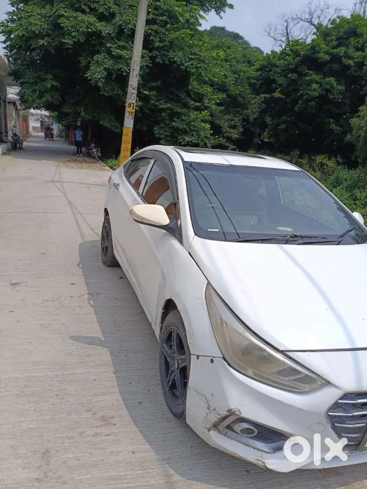 Hyundai Verna 2011 Car