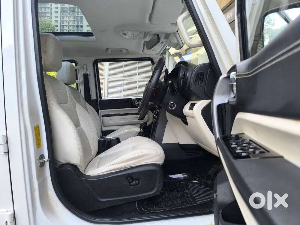 Mahindra Thar Roxx Ax7l Rwd At, 2025, Petrol